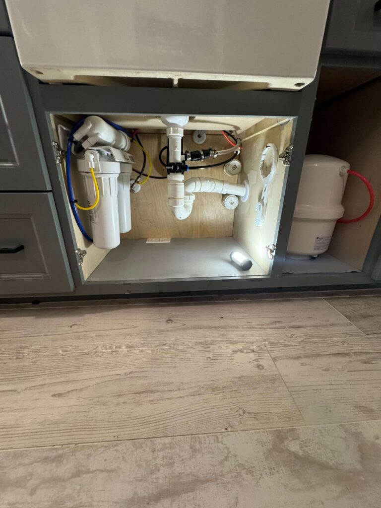 Professional Plumbing Services in Sugar Land, TX. Commercial Plumbing, residential plumbing, water heaters, re-pipes, sewers.
